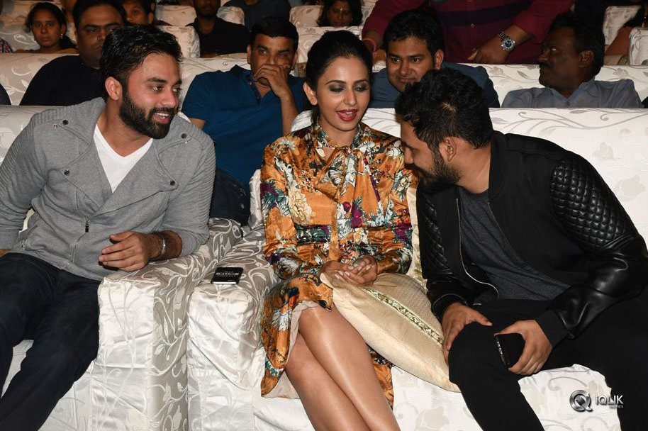 Dhruva-Movie-Pre-Release-Function